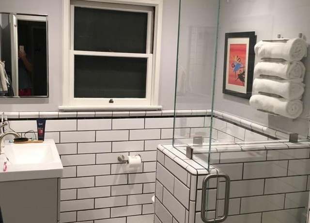 1070 Parkinson Ct